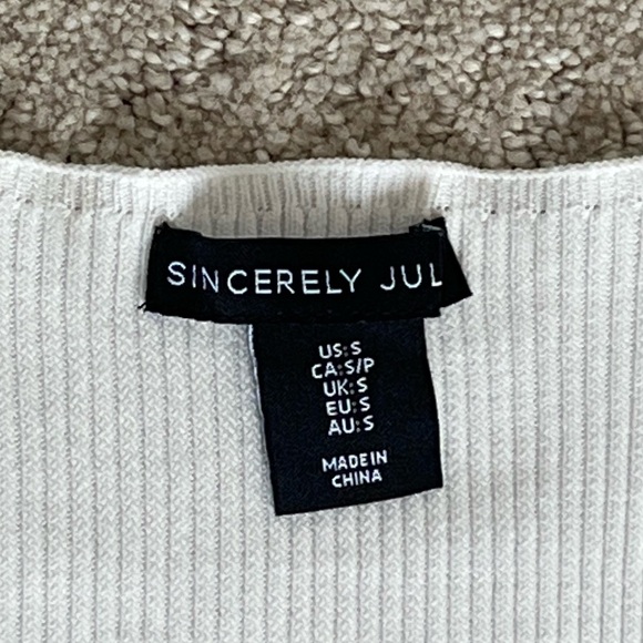 Sincerely Jules Square Neck Long Sleeve Crop Top White - Size S - Picture 8 of 8